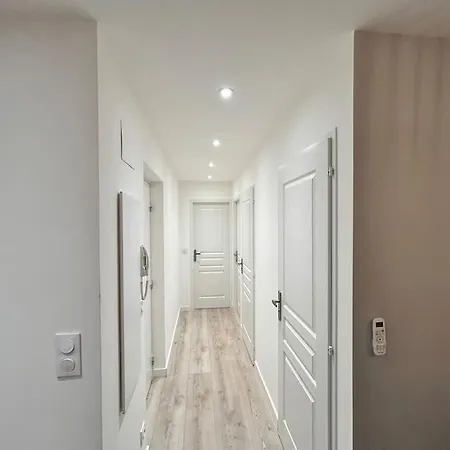 Emma - 4/6 Pers Neuf- Hyper Centre Clim Terrasse *