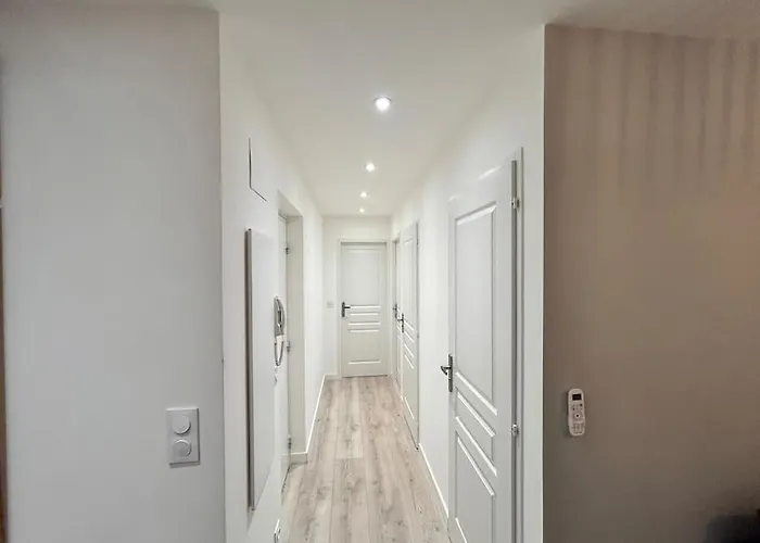 Emma - 4/6 Pers Neuf- Hyper Centre Clim Terrasse *